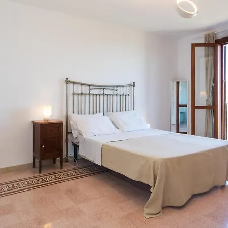 Casale Belvedere Vista Mare לינה וארוחת בוקר ולדריצ'ה