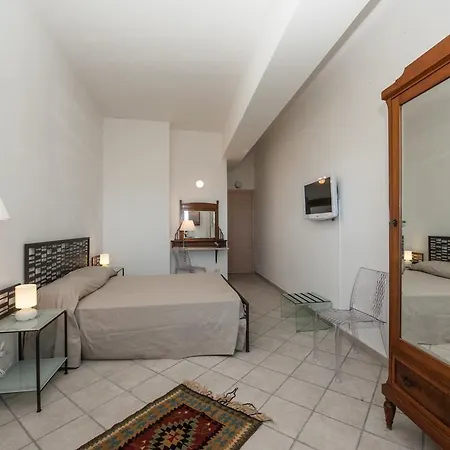 Casale Belvedere Vista Mare ヴァルデーリチェ